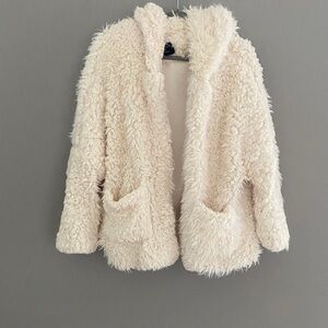 Size Large Live Tree Women's Cream Fuzzy Jacket